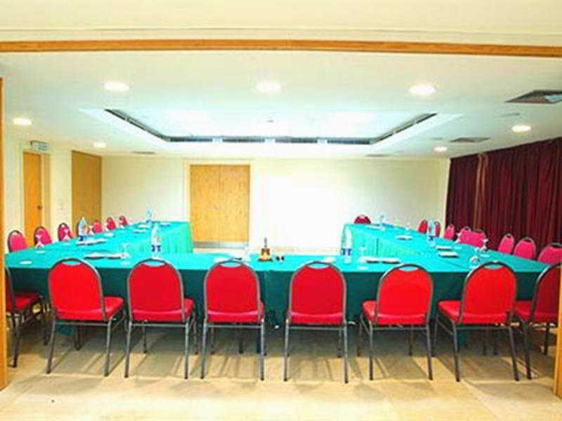 Quality Inn Tripoli Εξωτερικό φωτογραφία